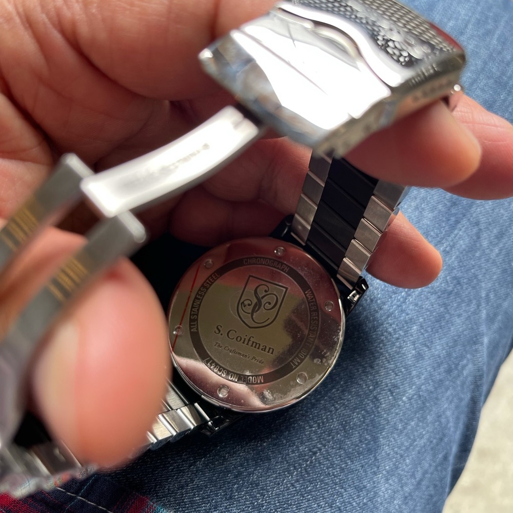 Watch - Picture 9 of 12
